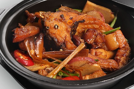 Cách kho cá ngon với thịt ba chỉ ngầy ngậy mà không ngấy sẽ giúp đưa cơm ngày se lạnh